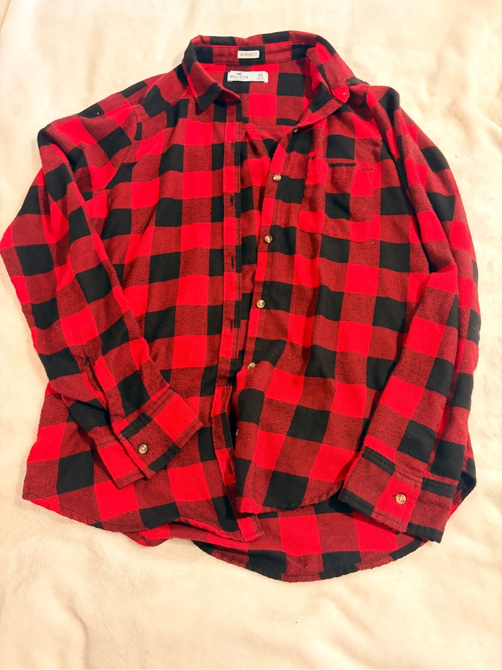 Hollister Boyfriend Fit Plaid Flannel Shirt Red & Black ❤️🖤